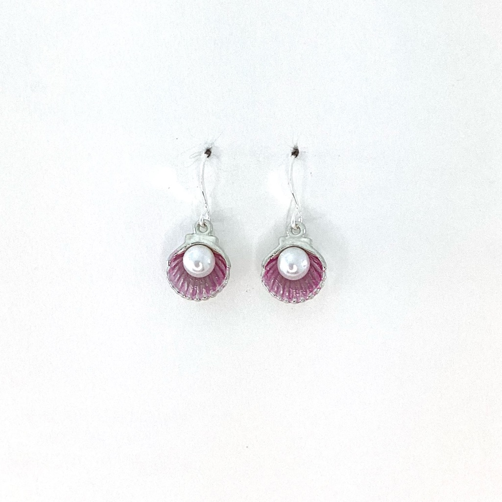 Shell Earrings Nwt
